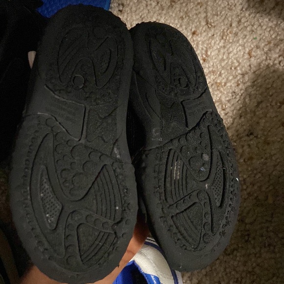 Boys Batman swim shoes - Picture 2 of 2